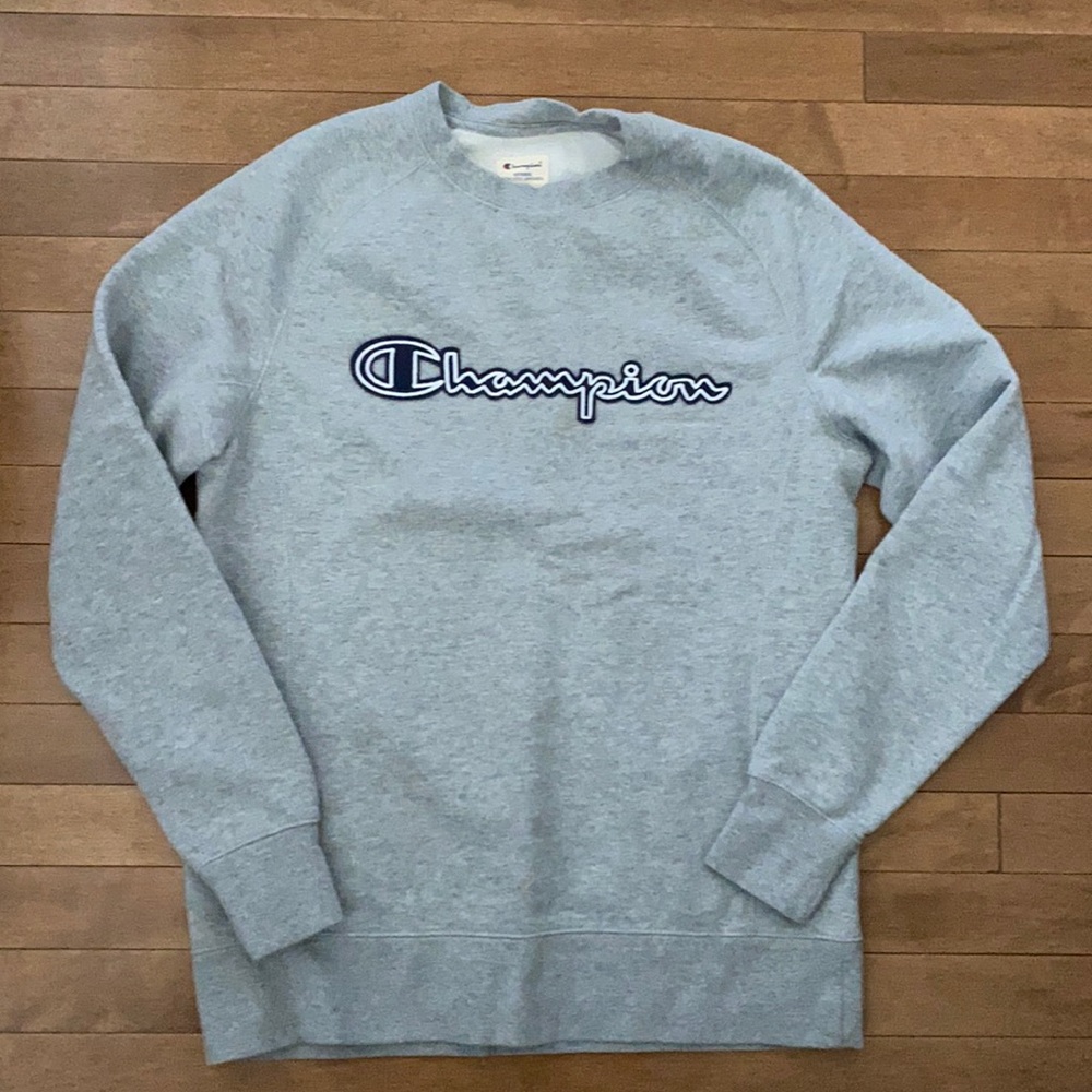 Champion Sweatshirt Unisex Size Small NWOT